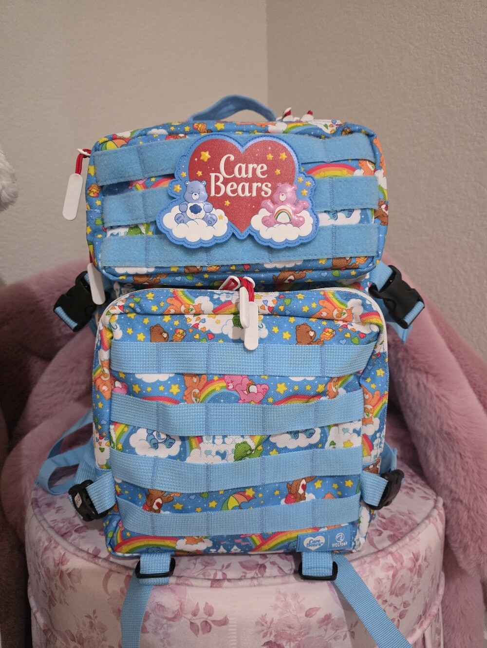 💖🐻Wolfpak 35L Carebear limited edition backpack💖🐻